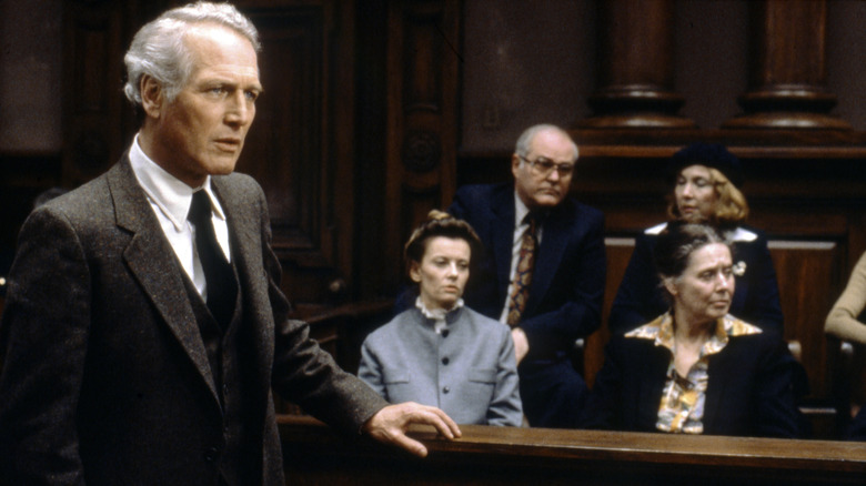 Frank Galvin addresses the jury in 
